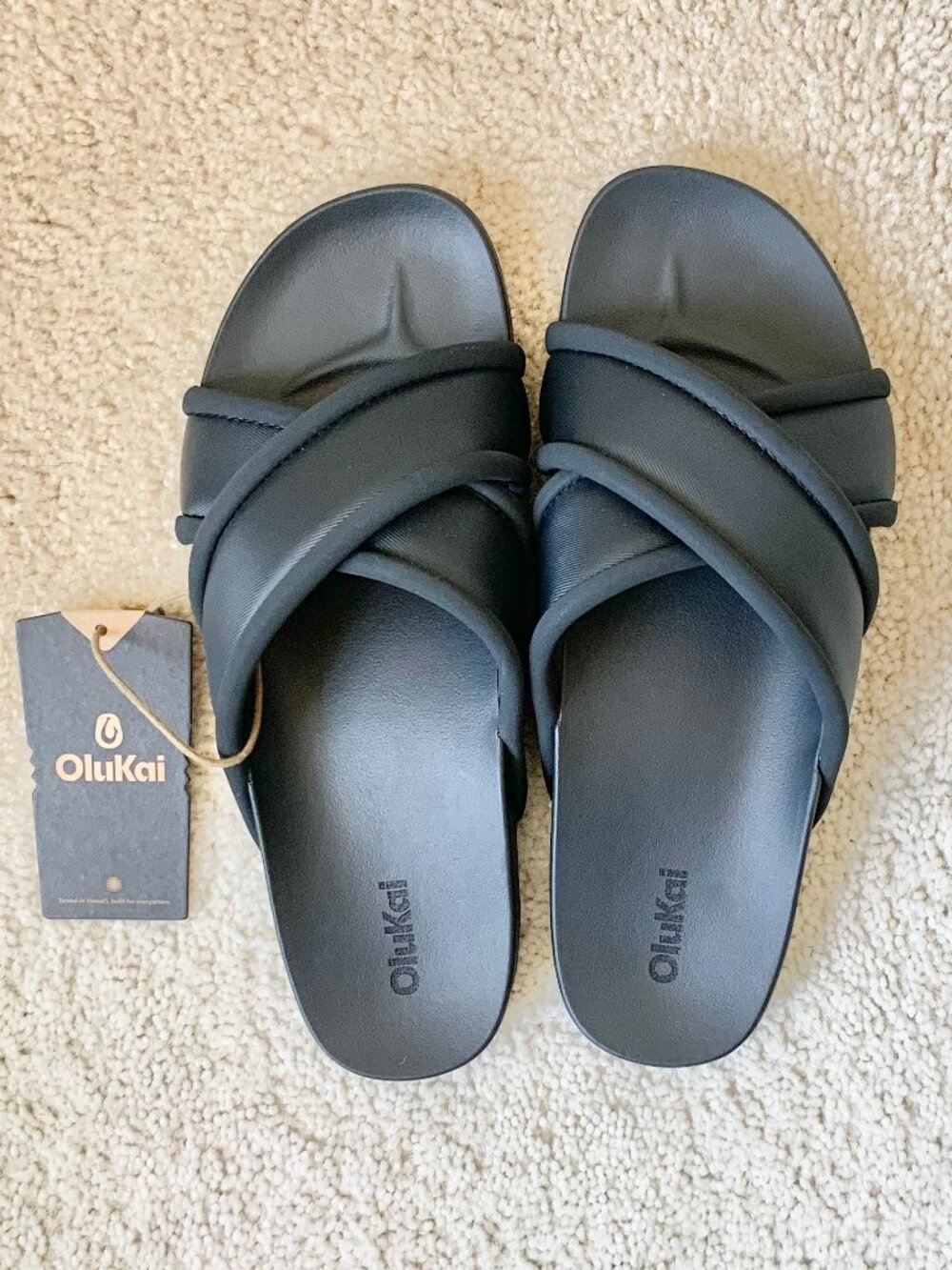 NWT Olukai Ani Black Water Resistant Crisscross Slide Sandals, Size 9 - Picture 10 of 11